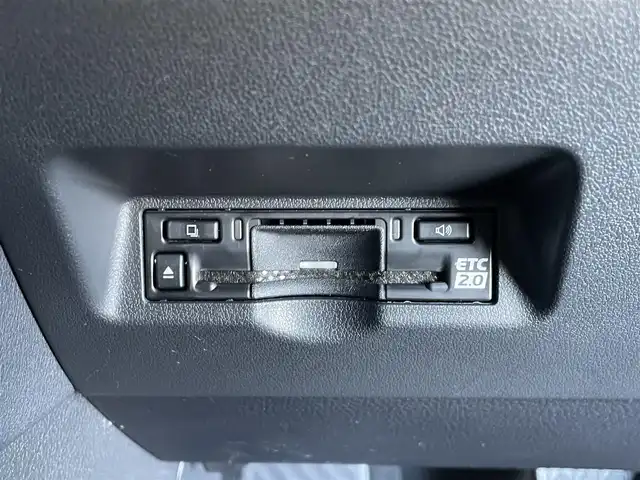 トヨタ アルファードハイブリット Z 東京都 2025(令7)年 0.1千km ブラック 登録済未使用車　/１４型ディスプレィオーディオ　/・ＡｐｐｌｅＣａｒＰlay・AndroidAuto/・BluetoothAudio/ＨＤＭＩ/ＵＳＢ/独立ムーンルーフ　/両側パワースライドドア　/パワーバックドア　　　/置くだけ充電　/快適温熱シート　/デジタルインナーミラー　/セーフティセンス/（予防安全パッケージ）/・プリクラッシュセーフティ/・レーントレーンシングアシスト/・全車速追従機能付レーダークルーズコントロール/・アダプティブハイビーム/・プロアクティブドライビングアシスト/純正フロアマット/保証書＆取説/ビルトインETC