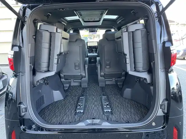 トヨタ アルファードハイブリット Z 東京都 2025(令7)年 0.1千km ブラック 登録済未使用車　/１４型ディスプレィオーディオ　/・ＡｐｐｌｅＣａｒＰlay・AndroidAuto/・BluetoothAudio/ＨＤＭＩ/ＵＳＢ/独立ムーンルーフ　/両側パワースライドドア　/パワーバックドア　　　/置くだけ充電　/快適温熱シート　/デジタルインナーミラー　/セーフティセンス/（予防安全パッケージ）/・プリクラッシュセーフティ/・レーントレーンシングアシスト/・全車速追従機能付レーダークルーズコントロール/・アダプティブハイビーム/・プロアクティブドライビングアシスト/純正フロアマット/保証書＆取説/ビルトインETC