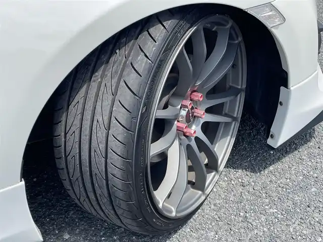 トヨタ ８６ GT 千葉県 2017(平29)年 1.8万km クリスタルホワイトパール ＴＲＤエアロ/ＴＲＤマフラー/ＲＡＹＳ５７ＸＲ１９インチＡＷ/ＴＥＩＮ車高調/Ｉｎｄｉｃａｔｏｒメーター/３連メーター（水温／油温／バキューム）/社外メモリナビ／フルセグＴＶ（ＡＶＩＣ－ＣＷ９０１）