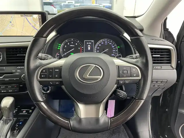 レクサス ＲＸ 450h バージョンL 宮城県 2017(平29)年 4.1万km ブラック 禁煙車/ハイブリッド車/4WD/メーカーOPナビ/ヘッドアップディスプレイ/後席電動格納/Bluetooth/レーダークルーズコントロール/プリクラッシュセーフティ/ブラインドスポットモニター/クリアランスソナー/車線逸脱警報/横滑り防止装置/盗難防止装置/電動パーキングブレーキ/LEDヘッドライト/オートライト/フロントフォグランプ/黒革シート/パワーシート（D/N席）/シートヒーター（D/N席）/エアシート（D/N席）/パワーバックドア/ステアリングヒーター/全周囲カメラ/純正フロアマット/純正ドアバイザー/ETC/保証書/取扱説明書