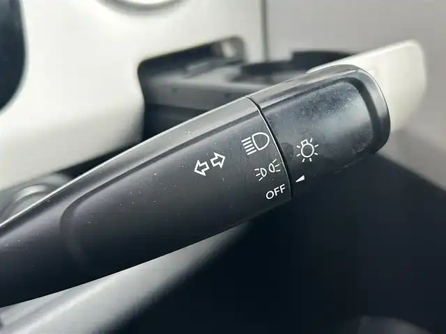 日産 モコ X FOUR 富山県 2011(平23)年 3.5万km モコベリー ４ＷＤ/純正ナビ/フルセグＴＶ／Ｂｌｕｅｔｏｏｔｈ/シートヒーター/社外ＡＷ１３インチ/ＥＴＣ/スマートキー/プッシュスタート/オートエアコン/ベンチシート/純正フロアマット/スペアキー1本/Wエアバック/保証書／取説有り