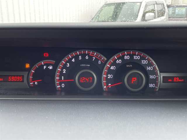 トヨタ ノア Si 福岡県 2011(平23)年 5.9万km ホワイトパールクリスタルシャイン モデリスタエアロ/社外足回り/両側パワースライドドア/純正HDDナビ・フルセグTV/　　CD/DVD/Buletooth/バックカメラ/社外１８インチアルミホイール/パドルシフト/プッシュスタート＆スマートキー/ビルトインETC/新車時保証書＆取扱説明書/スペアスマートキー