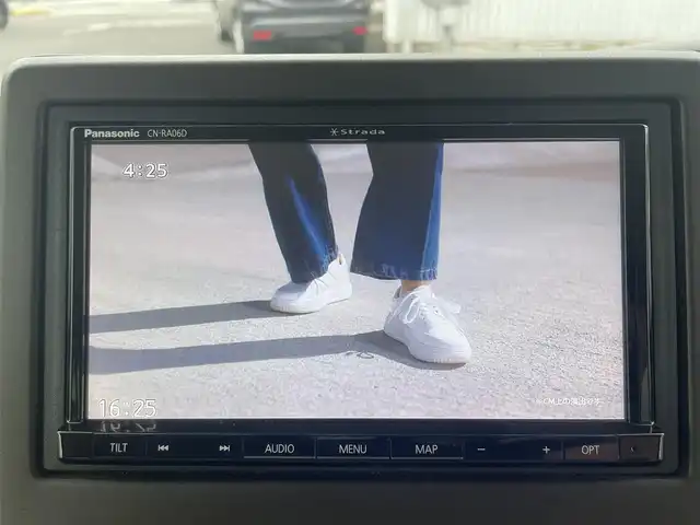 ホンダ Ｎ ＢＯＸ L 静岡県 2020(令2)年 2.9万km プレミアムサンライトホワイトパール ユーザー買取車両/社外SDナビ(CN-RA06D)/　【CD/DVD/BT/地デジフルセグTV】/純正LEDヘッドライト/衝突被害軽減システム/レーダークルーズコントロール/片側パワースライドドア/バックカメラ/ドライブレコーダー（前後）/USBポート/スマートキー/Egプッシュスタート/取扱説明書/スペアキー×1