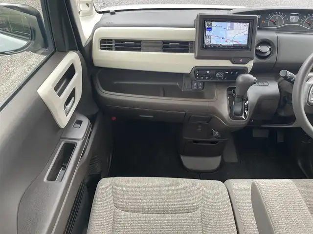 ホンダ Ｎ ＢＯＸ L 静岡県 2020(令2)年 2.9万km プレミアムサンライトホワイトパール ユーザー買取車両/社外SDナビ(CN-RA06D)/　【CD/DVD/BT/地デジフルセグTV】/純正LEDヘッドライト/衝突被害軽減システム/レーダークルーズコントロール/片側パワースライドドア/バックカメラ/ドライブレコーダー（前後）/USBポート/スマートキー/Egプッシュスタート/取扱説明書/スペアキー×1