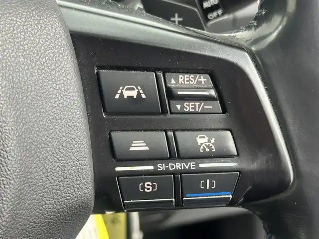 スバル レヴォーグ 1．6GT－S アイサイト 愛知県 2015(平27)年 9.3万km クリスタルブラックシリカ KENWOODDVDナビ　/（CD／DVD）/衝突軽減システム　/レーダークルーズコントロール　/WEDSSPORT18インチアルミホイール　/横滑り防止装置　/レーンキープアシスト　/ダウンヒルアシストコントロール　/オートライト