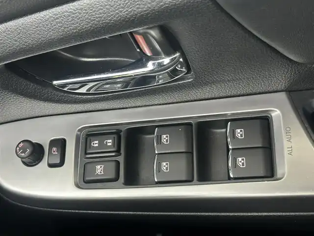 スバル レヴォーグ 1．6GT－S アイサイト 愛知県 2015(平27)年 9.3万km クリスタルブラックシリカ KENWOODDVDナビ　/（CD／DVD）/衝突軽減システム　/レーダークルーズコントロール　/WEDSSPORT18インチアルミホイール　/横滑り防止装置　/レーンキープアシスト　/ダウンヒルアシストコントロール　/オートライト