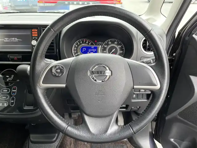 日産 デイズ ルークス ハイウェイスターターボ 滋賀県 2014(平26)年 2.3万km プレミアムパープルP 禁煙車/純正ナビ/（CD/SD/AUX/フルセグTV）/アラウンドビューモニター/ＥＴＣ/両側電動スライドドア/革巻きステアリング/ステアリングリモコン/HIDヘッドライト/フォグランプ/オートヘッドライト/シートリフター/オートリトラーミラー/純正アルミホイール/純正フロアマット/リアロールサンシェイド/リアサーキュレーター/スペアキー1本