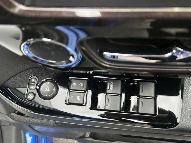 ホンダ Ｎ ＢＯＸ カスタム G L ホンダセンシング 茨城県 2020(令2)年 4.4万km ブリリアントスポーティブルーメタリック2トーン ホンダセンシング/純正ナビ/　　CD/DVD/BT/フルセグ/バックカメラ/両側パワースライドドア /アダプティブクルーズコントロール/LEDオートライト/シートヒーター /純正14インチアルミホイール/ステアリングスイッチ/アイドリングストップ/スマートキー/ETC