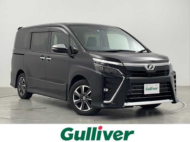 トヨタ ヴォクシー ZS 煌Ⅱ 群馬県 2020(令2)年 7.9万km ブラック 純正１０型ナビ　純正１２．１型後席モニター　バックカメラ　両側電動スライドドア　ビルトインＥＴＣ　前後ドラレコ　衝突被害軽減ブレーキ　レーンアシスト　クリアランスソナー　ＬＥＤヘッドライト　禁煙
