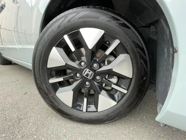 ホンダ ステップワゴン eHEV エアー 東京都 2023(令5)年 1.5万km フィヨルドミストパール 純正ナビ/バックモニター/衝突軽減/路外逸脱抑制/パーキングセンサー/レーダークルーズコントロール/両側電動スライドドア/ETC/ドライブレコーダー /ECONモード/アイドリングストップ/横滑り防止措置