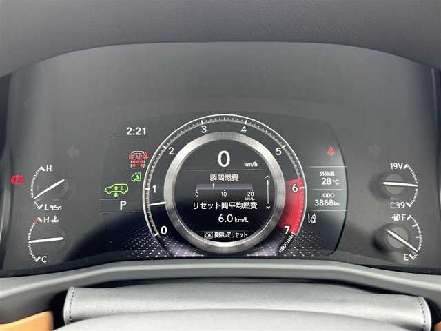 レクサス ＬＸ 600 熊本県 2024(令6)年 0.4万km ソニッククォーツ ワンオーナー/サンルーフ/クールボックス/ルーフレール/純正メーカーナビ/【Applecarplay/フルセグTV/BT/HDMI/Type-C】/パノラミックビューモニター/レーダークルーズコントロール/プリクラッシュセーフティー/リアクロストラフィックアラート/ヘッドアップディスプレイ/トランクションコントロール/ブラインドスポットモニター/デジタルインナーミラー/純正エアサス/電動リアゲート/ブレーキホールド/茶レザーシート/パワーシート（D席N席）/シートヒーター/エアシート/ハンドルヒーター/マルチテレインセレクト/ビルトインETC2.0/ドライブレコーダー/オートLEDヘッドライト/オートハイビーム/純正22インチAW/革巻きステアリング/パドルシフト/ワイヤレス充電/純正フロアマット/盗難防止装置/保証書/取扱説明書/スペアキー