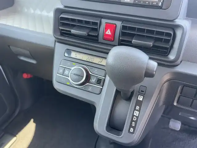 ダイハツ タント X 徳島県 2020(令2)年 3.7万km ホワイト 社外ナビ　AVIC-RZ003/(AM/FM/BT/SD/iPod/USB/AUX)/バックカメラ/ETC/片側電動スライドドア/ドライブレコーダー/LEDヘッドライト/オートライト/アイドリングストップ/クリアランスソナー/運転席ロングスライド/社外フロアマット/スマートキー/スペアキー/プッシュスタート/新車時保証書