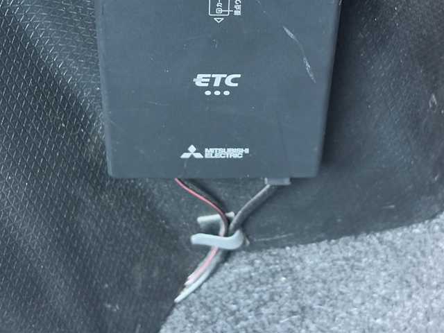 ダイハツ タント X 徳島県 2020(令2)年 3.7万km ホワイト 社外ナビ　AVIC-RZ003/(AM/FM/BT/SD/iPod/USB/AUX)/バックカメラ/ETC/片側電動スライドドア/ドライブレコーダー/LEDヘッドライト/オートライト/アイドリングストップ/クリアランスソナー/運転席ロングスライド/社外フロアマット/スマートキー/スペアキー/プッシュスタート/新車時保証書