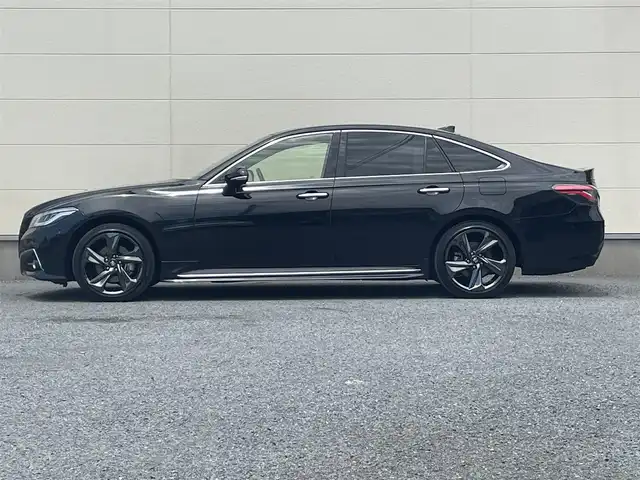 トヨタ クラウン ハイブリッド RS リミテッド 茨城県 2020(令2)年 7.3万km プレシャスブラックパール ワンオーナー/純正ナビ/・フルセグTV/・Bluetooth接続/・DVD再生機能/全方位カメラ/BSM/HUD/クルーズコントロール/インテリジェントパーキングアシスト/クリアランスソナー/プリクラッシュセーフティー/LEDヘッドライト/D＋N席パワーシート/純正アルミホイール/ビルトインETC