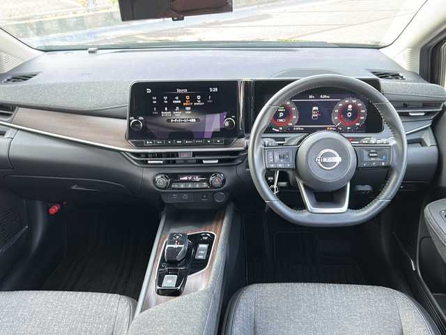 日産 オーラ G 山口県 2022(令4)年 3.2万km 黒 NissanConnectナビゲーションシステム/フルセグテレビ/BOSEパーソナルプラスサウンドシステム/アラウンドビューモニター/ETC2.0/ドライブレコーダー/LEDヘッドランプ/オートライト/ハイビームアシスト/フォグランプ/17インチ純正アルミホイール/インテリジェントルームミラー/電動パーキングブレーキ/オートブレーキホールド/スマートキー/プッシュアップスタート/USB電源ソケット/ワイヤレス充電器 /USB入力端子/プロパイロット/エマージェンシーブレーキ/車線逸脱防止支援システム/後側方衝突防止支援システム/盗難防止装置/取扱説明書/ワンオーナー
