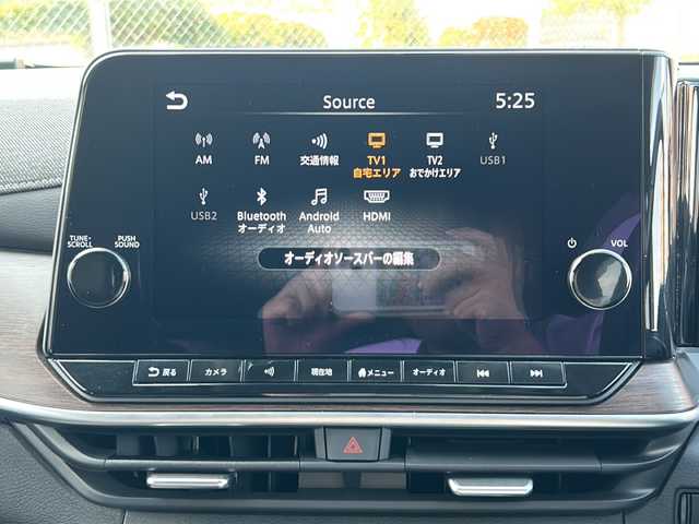日産 オーラ G 山口県 2022(令4)年 3.2万km 黒 NissanConnectナビゲーションシステム/フルセグテレビ/BOSEパーソナルプラスサウンドシステム/アラウンドビューモニター/ETC2.0/ドライブレコーダー/LEDヘッドランプ/オートライト/ハイビームアシスト/フォグランプ/17インチ純正アルミホイール/インテリジェントルームミラー/電動パーキングブレーキ/オートブレーキホールド/スマートキー/プッシュアップスタート/USB電源ソケット/ワイヤレス充電器 /USB入力端子/プロパイロット/エマージェンシーブレーキ/車線逸脱防止支援システム/後側方衝突防止支援システム/盗難防止装置/取扱説明書/ワンオーナー
