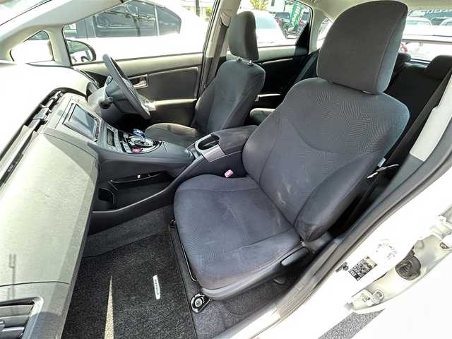 トヨタ プリウス S ツーリングセレクション 鳥取県 2012(平24)年 4.2万km ホワイトパールクリスタルシャイン G’s仕様/社外ナビ/ワンセグ/DVD/CD/BT/USB/ビルトインETC/LEDヘッドライト/フォグライト/G’ｓ18インチアルミホイール/G’ｓ前後バンパー/プッシュエンジンスタート/アイドリングストップ/ウィンカーミラー/電動格納ミラー/フロアマット・ドアバイザー/保証書・取扱説明書