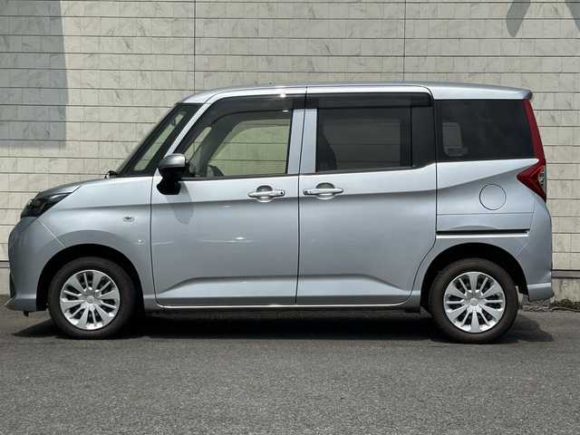 ダイハツ トール X 大分県 2017(平29)年 3.5万km ブライトシルバーメタリック 社外メモリナビ MDV-D404BT/【ワンセグ/DVD/BTオーディオ】/片側パワースライドドア/前後2カメラドライブレコーダー/ETC/オートライト/横滑り防止装置/チルトステアリング/アイドリングストップ/リアプライバシーガラス/エンジンプッシュスタート/ヘッドライトレベライザー/ドアバイザー/フロアマット/オートリトラミラー/Wエアバッグ/ABS/スマートキー×2/車両取説