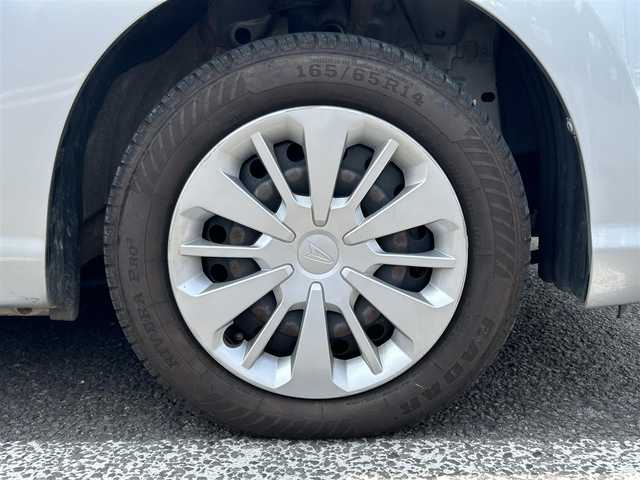 ダイハツ トール X 大分県 2017(平29)年 3.5万km ブライトシルバーメタリック 社外メモリナビ MDV-D404BT/【ワンセグ/DVD/BTオーディオ】/片側パワースライドドア/前後2カメラドライブレコーダー/ETC/オートライト/横滑り防止装置/チルトステアリング/アイドリングストップ/リアプライバシーガラス/エンジンプッシュスタート/ヘッドライトレベライザー/ドアバイザー/フロアマット/オートリトラミラー/Wエアバッグ/ABS/スマートキー×2/車両取説
