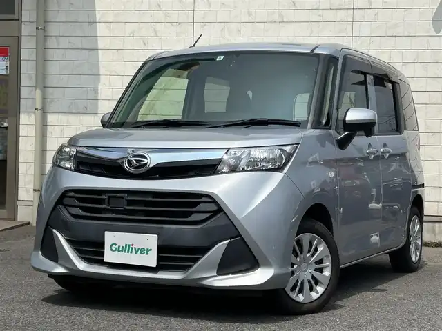 ダイハツ トール X 大分県 2017(平29)年 3.5万km ブライトシルバーメタリック 社外メモリナビ MDV-D404BT/【ワンセグ/DVD/BTオーディオ】/片側パワースライドドア/前後2カメラドライブレコーダー/ETC/オートライト/横滑り防止装置/チルトステアリング/アイドリングストップ/リアプライバシーガラス/エンジンプッシュスタート/ヘッドライトレベライザー/ドアバイザー/フロアマット/オートリトラミラー/Wエアバッグ/ABS/スマートキー×2/車両取説