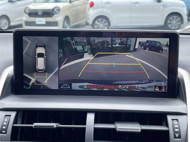 レクサス ＮＸ 300 Fスポーツ 愛媛県 2020(令2)年 7.9万km グラファイトブラックガラスフレーク プリクラッシュセーフティ/レーントレーシングアシスト/パーキングサポートアシスト/ロードサインアシスト/クリアランスソナー /純正10.25インチナビ/　CD/DVD/Bluetooth/フルセグTV/バックカメラ/ビルトインETC2.0/黒革シート/前席パワーシート/前席シートヒーター/シートベンチレーション/三眼LEDヘッドライト/シーケンシャルターンランプ/オートライト/ステアリングヒーター/フロントフォグ/パドルシフト/フロアマット/純正18インチAW