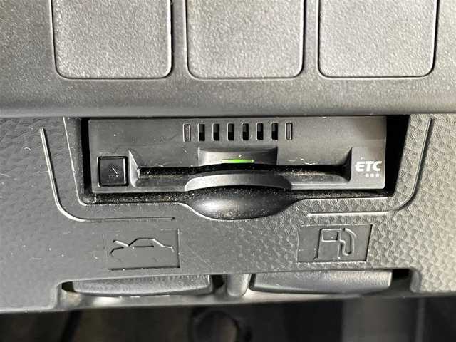 トヨタ ルーミー G 岩手県 2018(平30)年 10.9万km レーザーブルークリスタルシャイン ４WD/両側パワースライドドア/クルーズコントロール/横滑り防止装置/アイドリングストップ/オートエアコン/ロールサンシェード/オートライト/ヘッドライトレベライザー/純正ナビ/ETC/プッシュスタートシステム/スペアキーあり/14インチスチールホイール/純正ホイールキャップ