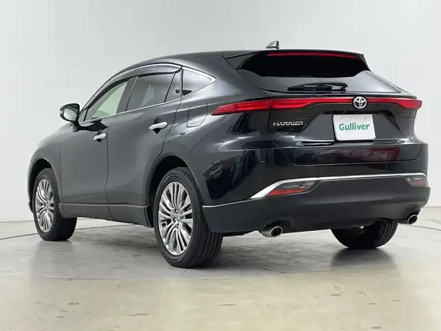 トヨタ ハリアー Z 道央・札幌 2020(令2)年 5.6万km プレシャスブラックパール ・4WD/寒冷地仕様/・純正12.3ディスプレイオーディオ  /・フルセグ/BT/AUX/USB/・パノラミックビューモニター/・トヨタセーフティセンス/・JBLプレミアムサウンド/・レーダークルーズコントロール/・ブラインドスポットモニター/・パワーバックドア/・ハーフレザーシート/パワーシート/・ヘッドアップディスプレイ/・LEDヘッドライト/オートハイビーム/・置くだけ充電/・冬タイヤ社外AW積込/・ETC2.0/・電動格納ミラー