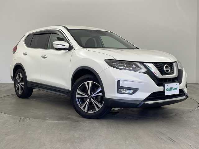 日産 エクストレイル 20X 兵庫県 2018(平30)年 4.3万km ブリリアントホワイトパール 純正SDナビ(MM318D-L)/フルセグTV/アラウンドビューモニター/デジタルインナーミラー/パワーバックドア/ビルトインETC/エマージェンシーブレーキ/進入禁止警報システム/駐車支援システム/クリアランスソナー/コーナリングスタビリティアシスト/アクティブエンジンブレーキ/前方ドラレコ/オートライト/LEDヘッドライト/フォグライト/カプロンシート/純正フロアマット/純正アルミホイール