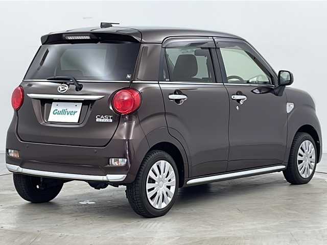 ダイハツ キャスト スタイル X SAⅡ 道央・札幌 2015(平27)年 4.3万km プラムブラウンクリスタルマイカ ・4WD/・社外ナビ&CD&BT&iPod&AUX&フルセグTV/・スマートアシストII/・横滑り防止装置/・純正フロアマット　/・ドアバイザー　/・プッシュスタート　/・リトラミラー　/・ＬＥＤヘッドライト　/・オートライト　/・スマートキー