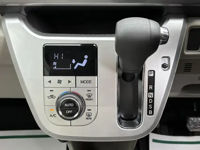 ダイハツ キャスト スタイル X SAⅡ 岩手県 2015(平27)年 4.3万km プラムブラウンクリスタルマイカ 禁煙車/4WD/スマートアシストII/社外ナビ/→フルセグTV/Bluetooth/CD/FM/AM/横滑り防止装置/衝突軽減システム/〇プッシュスタート/〇電動格納ミラー/〇ドアバイザー/〇フロアマット/〇スマートキー/〇シガーソケット/オートライト/ＬＥＤヘッドライト　