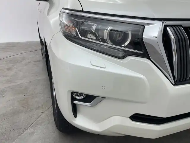 トヨタ ランドクルーザー プラド TX Lパッケージ 群馬県 2020(令2)年 6.1万km ホワイトパールクリスタルシャイン ９型ナビ　バックカメラ　ベージュレザーシート　パワーシート　シートヒーター　エアシート　アダプティブクルーズコントロール　衝突被害軽減ブレーキ　ＥＴＣ　ドラレコ　ＬＥＤライト　オートハイビーム　禁煙車