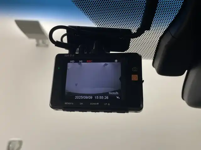 トヨタ ランドクルーザー プラド TX Lパッケージ 群馬県 2020(令2)年 6.1万km ホワイトパールクリスタルシャイン ９型ナビ　バックカメラ　ベージュレザーシート　パワーシート　シートヒーター　エアシート　アダプティブクルーズコントロール　衝突被害軽減ブレーキ　ＥＴＣ　ドラレコ　ＬＥＤライト　オートハイビーム　禁煙車