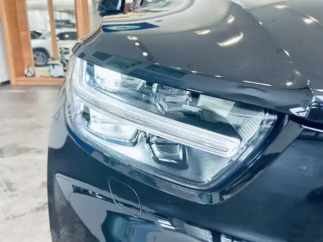 ボルボ ＸＣ４０ T4 AWD インスクリプション 大阪府 2018(平30)年 2.7万km 黒 ACC/HarmanKardon/純正ナビ/TV/applecarplay/360度カメラ/純正19インチAW/LEDヘッドライト/クリアランスソナー/ワイヤレス充電/自動駐車/黒革/パワーシート/Dシートメモリ/シートヒーター/ステアリングヒーター/BLIS/ルーフレール/ETC/スマートキー