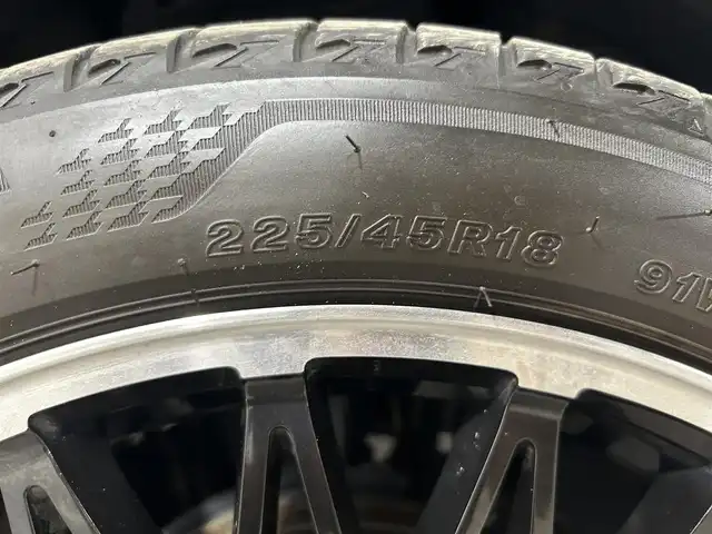 トヨタ ヴォクシー ハイブリッド ZS 煌Ⅲ 大阪府 2021(令3)年 3.5万km ブラック TRDエアロ LOXARNY18incAW 純正ナビTV フリップダウンモニター ハーフレザー シートヒーター クルーズコントロール 衝突軽減ブレーキ レーンアシスト オートハイビーム 両側パワースライドドア クリアランスソナー
