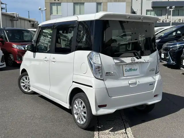 日産 デイズ ルークス ハイウェイスターX 島根県 2015(平27)年 7.3万km ホワイトパール 純正ＳＤナビ　/フルセグＴＶ　/ＤＶＤ再生　/Ｂｌｕｅｔｏｏｔｈ接続　/全方位／バック／サイドカメラ　/ＥＴＣ　/アイドリングストップ　/片側パワースライドドア　/スマートキー　/プッシュスタート　/純正１４インチアルミホイール　/純正フロアマット