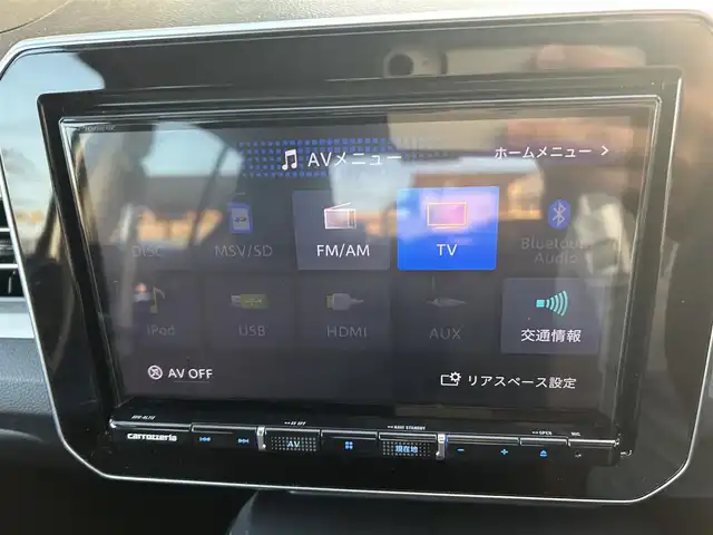 スズキ イグニス ハイブリッド MV 福岡県 2022(令4)年 2.6万km ピュアホワイトP ・ワンオーナー　/・デュアルカメラブレーキサポート/・前席＆サイドカーテンエアバック/・ナビフルセグTV　/・BT　DVD　SD/・ETC/・パドルシフト/・シートヒーター/・アイドリングストップ/・オートライト/・スマートキー/・プッシュスタート/・LEDヘットライト/・LEDフォグライト/・純正16インチブリジストン夏タイヤ付き/・保証書/・取説