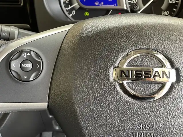 日産 デイズ ルークス ハイウェイスター Gターボ 岩手県 2019(平31)年 1.9万km ホワイトパール ４WD/ターボ/アラウンドビューモニター/両側パワースライドドア/エマージェンシーブレーキ/レーンアシスト/オートハイビーム/クルーズコントロール/横滑り防止装置/アイドリングストップ/リヤシーリングファン/ロールサンシェード/運転席シートヒーター/カロッツェリアナビ/フルセグTV/ドライブレコーダー/ETC/LEDヘッドライト/純正１５インチアルミホイール/純正フロアマット