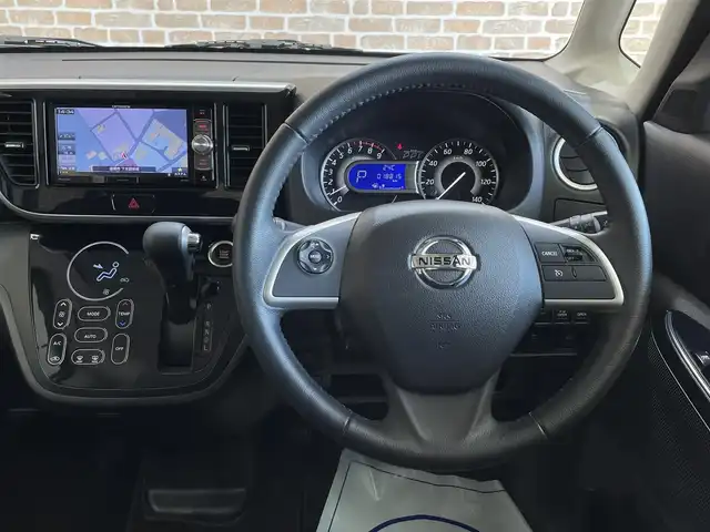 日産 デイズ ルークス ハイウェイスター Gターボ 岩手県 2019(平31)年 1.9万km ホワイトパール ４WD/ターボ/アラウンドビューモニター/両側パワースライドドア/エマージェンシーブレーキ/レーンアシスト/オートハイビーム/クルーズコントロール/横滑り防止装置/アイドリングストップ/リヤシーリングファン/ロールサンシェード/運転席シートヒーター/カロッツェリアナビ/フルセグTV/ドライブレコーダー/ETC/LEDヘッドライト/純正１５インチアルミホイール/純正フロアマット