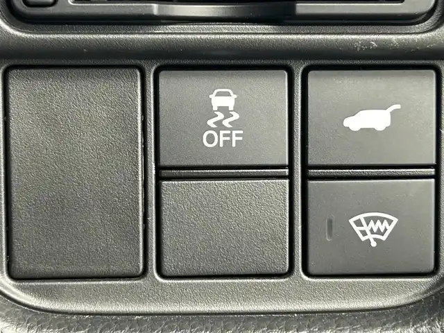 ホンダ ＺＲ－Ｖ ハイブリッド e:HEV Z 道央・札幌 2024(令6)年 3.4万km クリスタルブラックパール ・４WD/・寒冷地仕様/・全方位カメラ/・本革シート/・純正ディスプレイオーディオ/・ナビゲーション/・フルセグＴＶ/・Ｂｌｕｅｔｏｏｔｈ/・アダプティブクルーズコントロール/・Ｄ＆Ｎ席パワーシート/・シートメモリ/・パワーバックドア/・ＥＴＣ2.0/・D＆N席シートヒーター/・フロントワイパーデアイサー/・ミラーヒーター/・パドルシフト/・ステアリングスイッチ/・ダウンヒルアシストコントロール/・衝突軽減ブレーキ/・レーンアシスト/・ブラインドスポットモニター/・踏み間違い防止/・前後障害物センサー/・LEDヘッドライト/・オートライト/・電動パーキングブレーキ/・ブレーキオートホールド