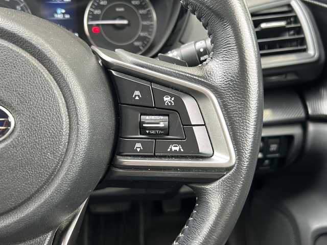 スバル インプレッサ スポーツ 1．6i－Lアイサイト 静岡県 2017(平29)年 4.9万km クリスタルブラックシリカ 純正ナビ/・SD/Music Folder/・CD/DVD/・iPod/USB/・フルセグTV/・Bluetooth/・FM/AM/・AUX/主要装備/・バックカメラ/・ＥＴＣ/・追従機能付クルーズコントロール/・ステアリング連動ヘッドライト/・パドルシフト/・ヒルスタートアシスト/・ブラインドスポット/・アイドリングストップ/・衝突被害軽減システム/・レーンキープアシスト/・サイドカーテンエアバッグ/・後退時ブレーキアシスト