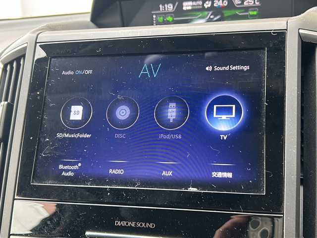 スバル インプレッサ スポーツ 1．6i－Lアイサイト 静岡県 2017(平29)年 4.9万km クリスタルブラックシリカ 純正ナビ/・SD/Music Folder/・CD/DVD/・iPod/USB/・フルセグTV/・Bluetooth/・FM/AM/・AUX/主要装備/・バックカメラ/・ＥＴＣ/・追従機能付クルーズコントロール/・ステアリング連動ヘッドライト/・パドルシフト/・ヒルスタートアシスト/・ブラインドスポット/・アイドリングストップ/・衝突被害軽減システム/・レーンキープアシスト/・サイドカーテンエアバッグ/・後退時ブレーキアシスト