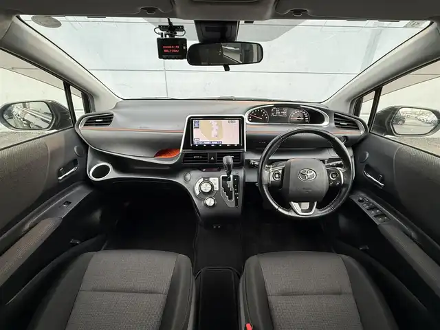 トヨタ シエンタ ファンベースG 千葉県 2019(令1)年 4.1万km ブラックマイカ トヨタセーフティセンス/・衝突軽減ブレーキ/レーンキープアシスト/・オートハイビーム/コーナーセンサー/純正ナビ(NSZT-Y68T)/・フルセグ/BT/DVD/CD/全方位カメラ/ステアリングスイッチ/ビルトインETC/両側パワースライドドア/アイドリングストップ/プッシュスタート/スマートキー/純正フロアマット/サイドバイザー