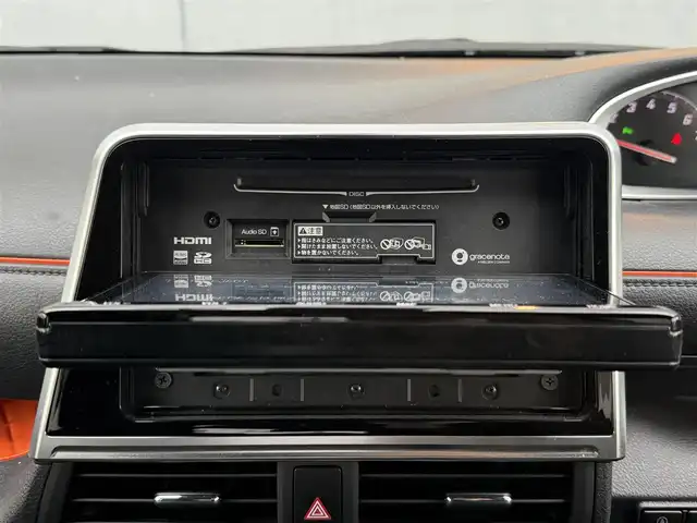 トヨタ シエンタ ファンベースG 千葉県 2019(令1)年 4.1万km ブラックマイカ トヨタセーフティセンス/・衝突軽減ブレーキ/レーンキープアシスト/・オートハイビーム/コーナーセンサー/純正ナビ(NSZT-Y68T)/・フルセグ/BT/DVD/CD/全方位カメラ/ステアリングスイッチ/ビルトインETC/両側パワースライドドア/アイドリングストップ/プッシュスタート/スマートキー/純正フロアマット/サイドバイザー