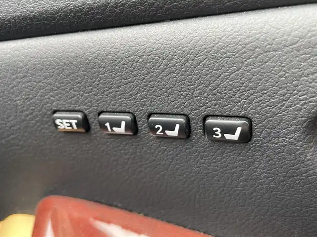 レクサス ＨＳ 250h バージョンI 新潟県 2010(平22)年 15.8万km ブラック HDDナビ/ワンセグテレビ/バックカメラ/ウィンカーミラー/クルーズコントロール/ドアバイザー/プッシュスタート/ETC/運転助手席電動シート/運転助手席シートメモリー/運転助手席シートヒーター、クーラー/社外スタッドレスタイヤ装着/ステアリングスイッチ/SOSスイッチ/スペアキー1個