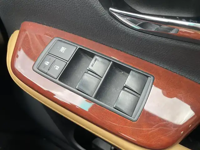 レクサス ＨＳ 250h バージョンI 新潟県 2010(平22)年 15.8万km ブラック HDDナビ/ワンセグテレビ/バックカメラ/ウィンカーミラー/クルーズコントロール/ドアバイザー/プッシュスタート/ETC/運転助手席電動シート/運転助手席シートメモリー/運転助手席シートヒーター、クーラー/社外スタッドレスタイヤ装着/ステアリングスイッチ/SOSスイッチ/スペアキー1個