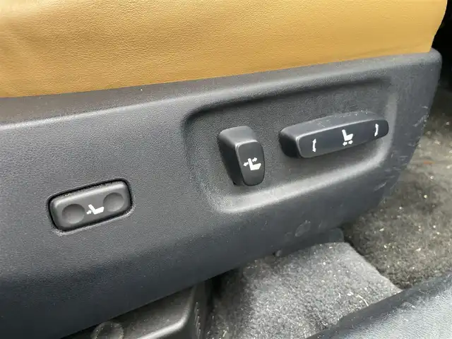 レクサス ＨＳ 250h バージョンI 新潟県 2010(平22)年 15.8万km ブラック HDDナビ/ワンセグテレビ/バックカメラ/ウィンカーミラー/クルーズコントロール/ドアバイザー/プッシュスタート/ETC/運転助手席電動シート/運転助手席シートメモリー/運転助手席シートヒーター、クーラー/社外スタッドレスタイヤ装着/ステアリングスイッチ/SOSスイッチ/スペアキー1個