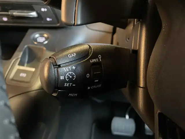 シトロエン シトロエン ベルランゴ ロング エディション ノアール 愛知県 2023(令5)年 2.1万km ノアールペルラネラ 純正ディスプレイオーディオ/CarPla/バックカメラ/アダプティブクルーズコントロール/ブラインドスポットモニター/パドルシフト/レーンキープ/ETC/コーナーセンサー/インテリジェントハイビーム/パークアシスト