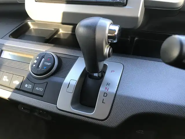 ホンダ フリード ハイブリット ジャストセレクション 栃木県 2012(平24)年 5.5万km プレミアムブラキッシュパール 株)IDOMが運営する【じしゃロン小山店】の自社ローン専用車両になります。こちらは現金またはオートローンご利用時の価格です。自社ローンご希望の方は別途その旨お申付け下さい//ワンオーナー/禁煙車/純正ワンセグナビ/（CD/DVD/AM/FMラジオ）/スマートキー/プッシュスタート/バックカメラ/ＥＴＣ/両側パワースライドドア/ドライブレコーダー/クルーズコントロール/ステアリングリモコン/電動格納ドアミラー/パワーウインドウ/オートライト/防眩ミラー