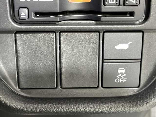 ホンダ ＺＲ－Ｖ ハイブリッド e:HEV Z ブラックスタイル 神奈川県 2025(令7)年 0.1千km プラチナホワイトパール 登録済未使用/9インチホンダコネクトディスプレー/(AM/FM/TV/Bluetooth)/マルチビューカメラシステム/デジタルインナーミラー/ブラインドスポットモニター/ホンダセンシング/衝突被害軽減システム/車線逸脱警報/アダプティブクルーズコントロール/レザーシート/横滑り防止装置/ETC2.0/アイドリングストップ/LEDヘッドライト/オートライト/ウィンカーミラー/電動格納ミラー/純正18インチAW/シートヒーター/パワーシート/ステアリングヒーター/パワーバックドア/プッシュスタート/スマートキー/スペアキー/取扱説明書/保証書