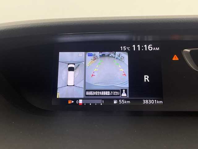 日産 セレナ ハイウェイスター 埼玉県 2017(平29)年 3.9万km ブリリアントシルバー 純正9インチナビ/全方位カメラ/フルセグテレビ/ビルトインETC/パーキングアシスト/両側パワースライドドア/クルーズコントロール/衝突被害軽減ブレーキ/クリアランスソナー/オートLEDライト/フォグランプ/プッシュスタート/アイドリングストップ/ロールサンシェード/純正フロアマット/純正16インチアルミホイール